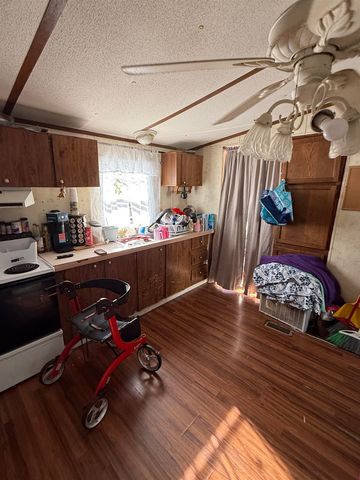 373 Silver Sands Ln., Murrells Inlet, SC 29576