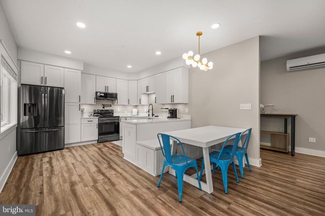 13537 HANGING ROCK LN, Lovettsville, VA 20180