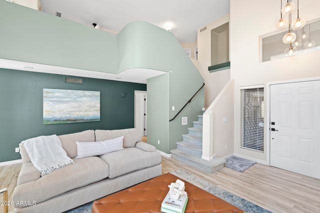 3905 E RENEE Drive, Phoenix, AZ 85050