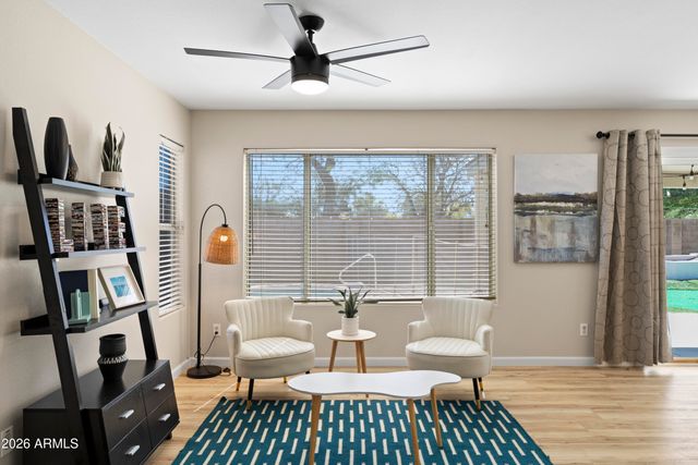 3905 E RENEE Drive, Phoenix, AZ 85050