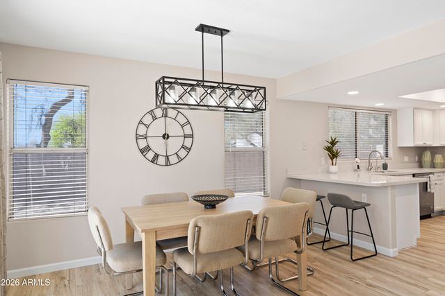 3905 E RENEE Drive, Phoenix, AZ 85050