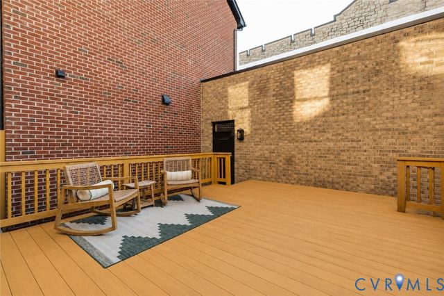 2517 M St, Richmond, VA 23223