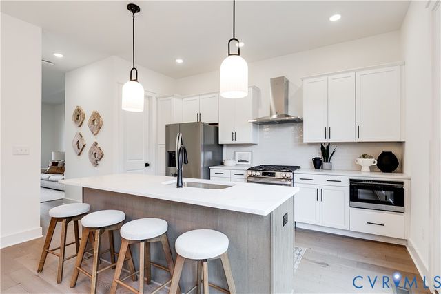 2517 M St, Richmond, VA 23223