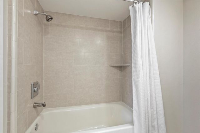 4040 San Felipe Street 178, Houston, TX 77027