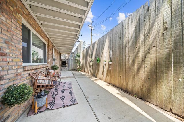 4040 San Felipe Street 178, Houston, TX 77027