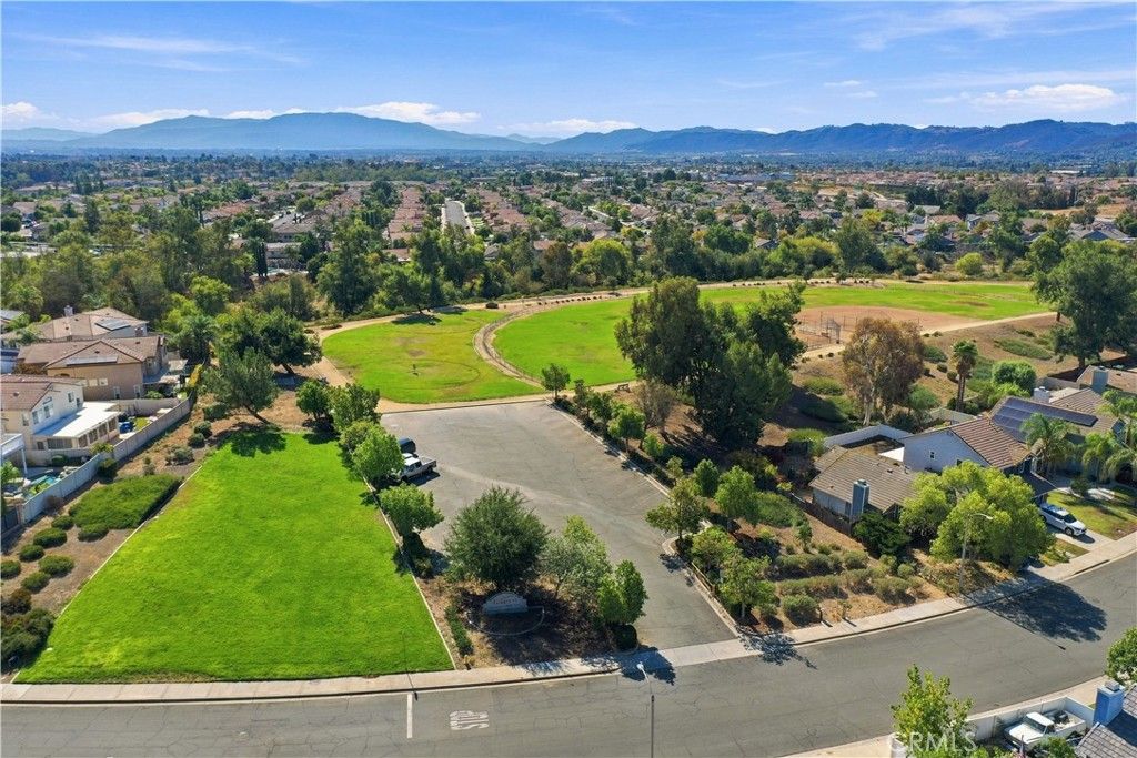 41181 Mountain Pride Drive, Murrieta, CA 92562 — photo 4