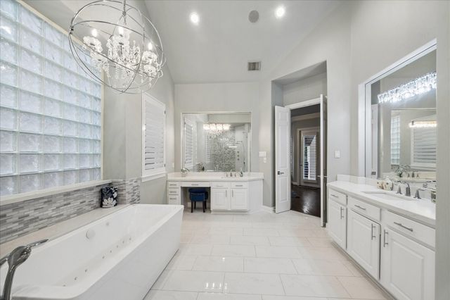 11418 Gallant Ridge Lane, Houston, TX 77082