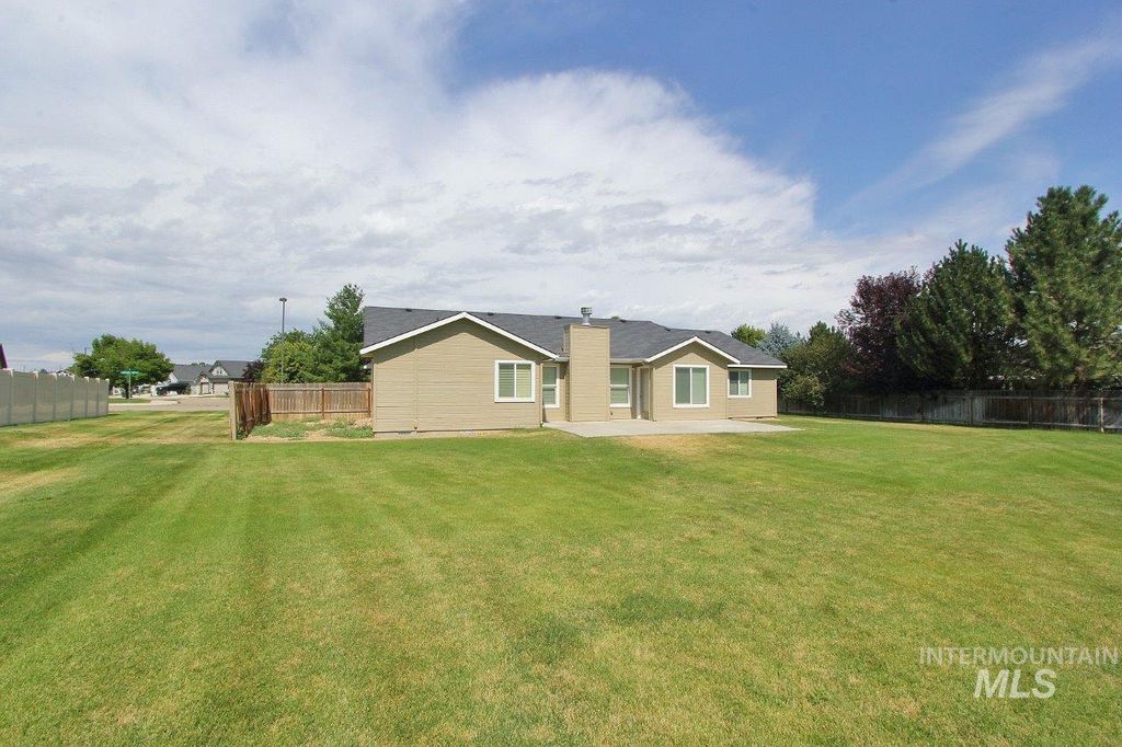9138 S Red Delicious, Kuna, ID 83634 photo 3