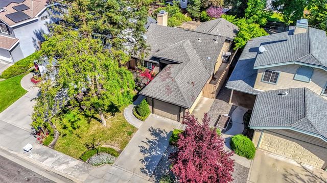 754 E Robin Lane, Fresno, CA 93730