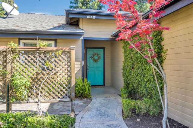 754 E Robin Lane, Fresno, CA 93730