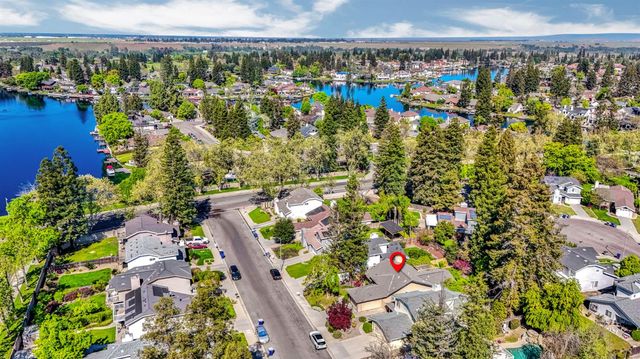 754 E Robin Lane, Fresno, CA 93730