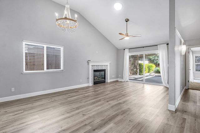 754 E Robin Lane, Fresno, CA 93730