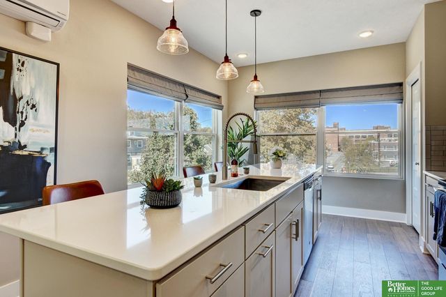 3129 California Street, Omaha, NE 68131