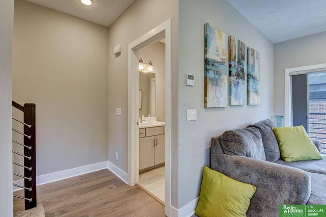 3129 California Street, Omaha, NE 68131