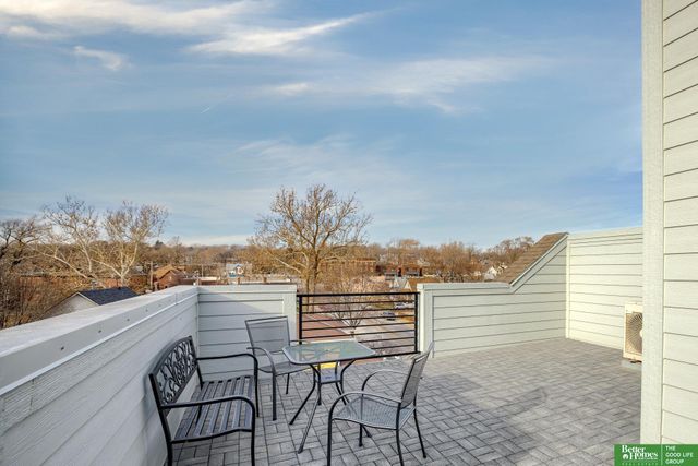 3129 California Street, Omaha, NE 68131