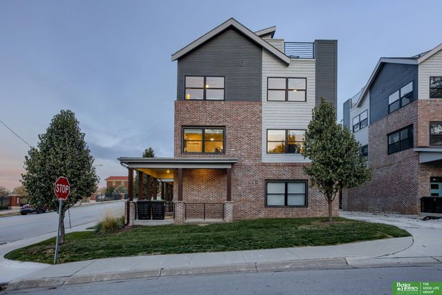 3129 California Street, Omaha, NE 68131