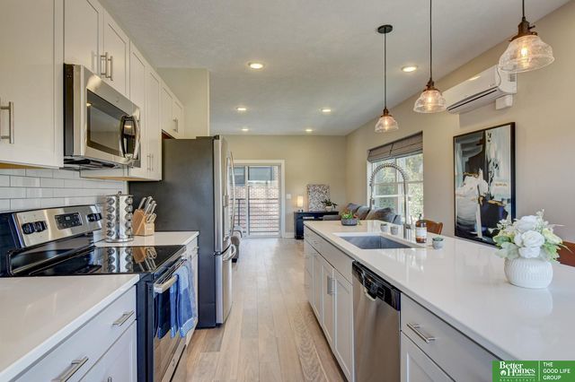 3129 California Street, Omaha, NE 68131