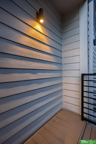 3129 California Street, Omaha, NE 68131