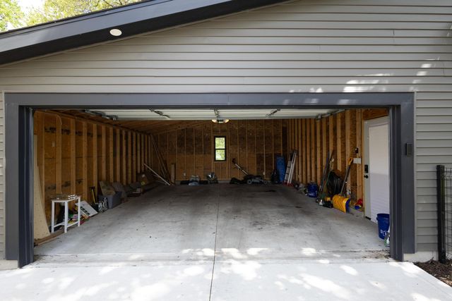1136 Lockbourne Road, Columbus, OH 43206