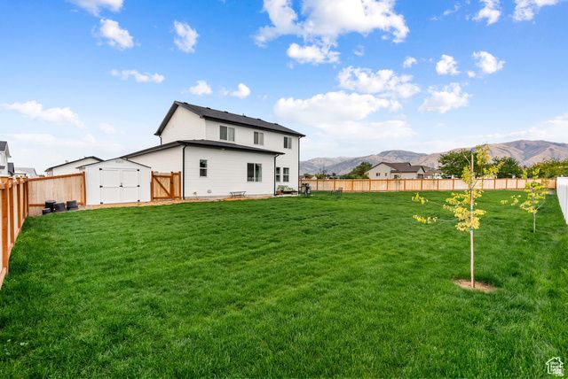 585 W 20 N, Hyrum, UT 84319