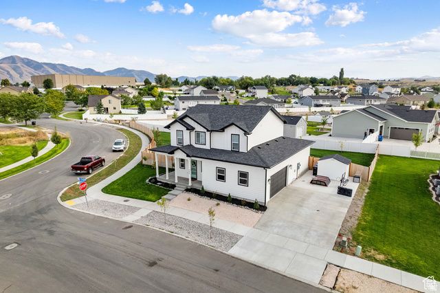 585 W 20 N, Hyrum, UT 84319