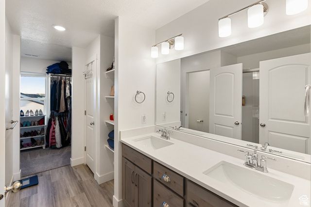 585 W 20 N, Hyrum, UT 84319