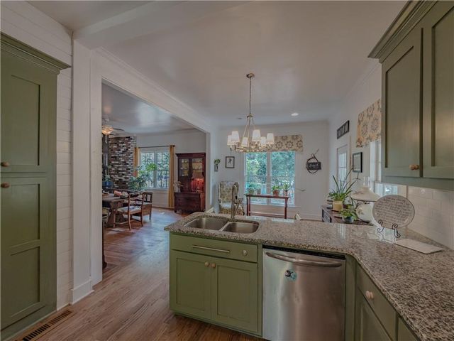 91 Boogers Hill Road, Oxford, GA 30054