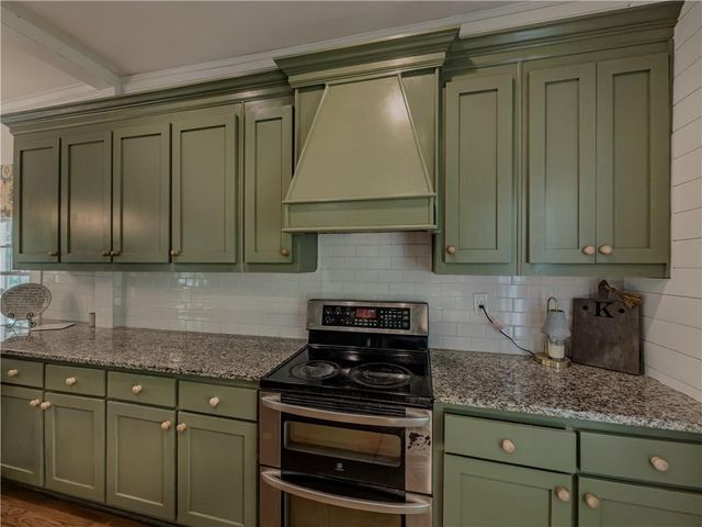 91 Boogers Hill Road, Oxford, GA 30054