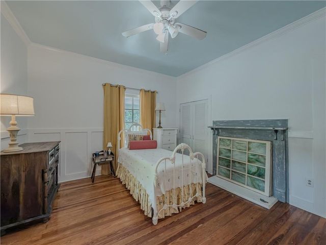 91 Boogers Hill Road, Oxford, GA 30054