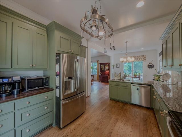 91 Boogers Hill Road, Oxford, GA 30054