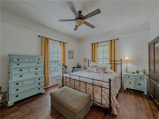 91 Boogers Hill Road, Oxford, GA 30054