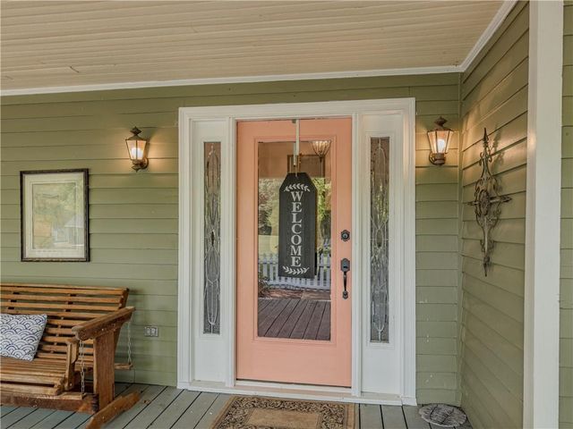 91 Boogers Hill Road, Oxford, GA 30054