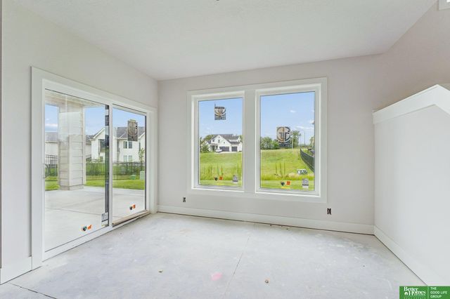 3310 S 212th Street, Elkhorn, NE 68022