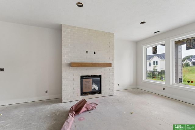 3310 S 212th Street, Elkhorn, NE 68022