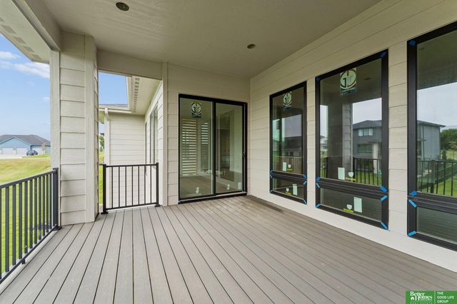 3310 S 212th Street, Elkhorn, NE 68022