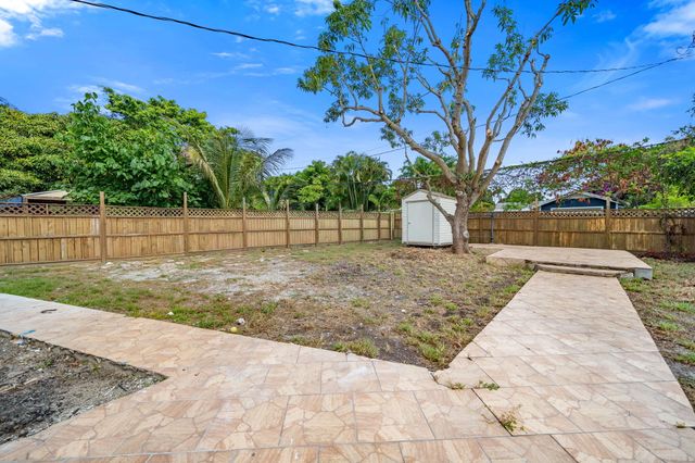 715 High Street, West Palm Beach, FL 33405