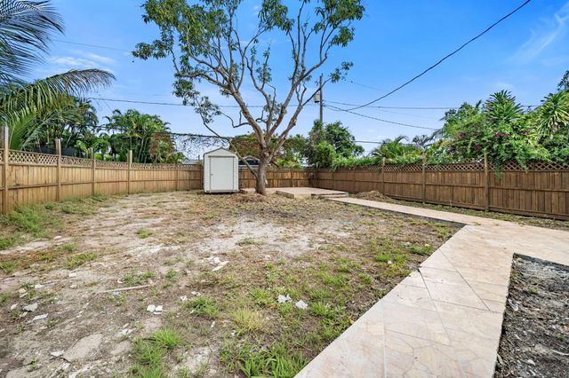715 High Street, West Palm Beach, FL 33405