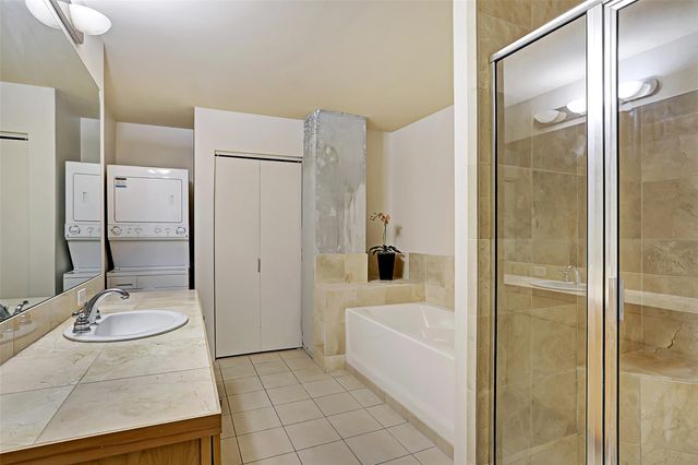 917 Main Street 503, Houston, TX 77002