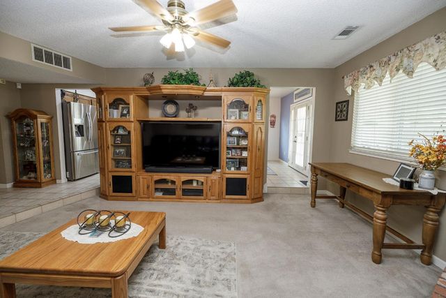 6605 Narcisco Way, Hughson, CA 95326