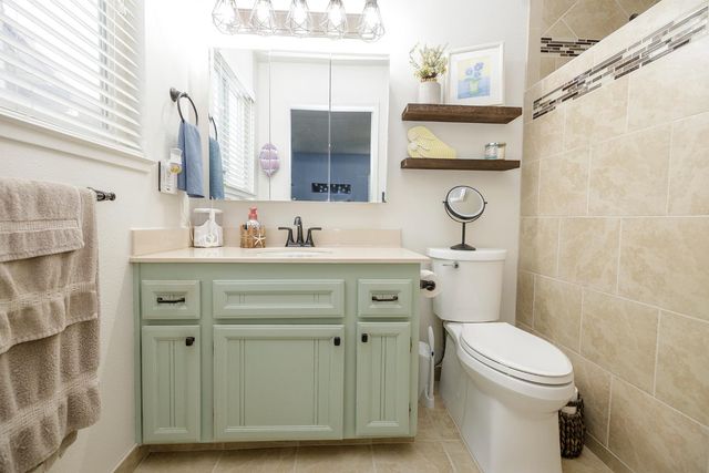 6605 Narcisco Way, Hughson, CA 95326