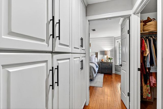 301 Medlin Creek LOOP, Dripping Springs, TX 78620