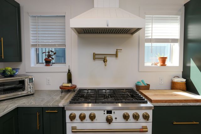 4 Lighthouse Road, Plattsburgh, NY 12901