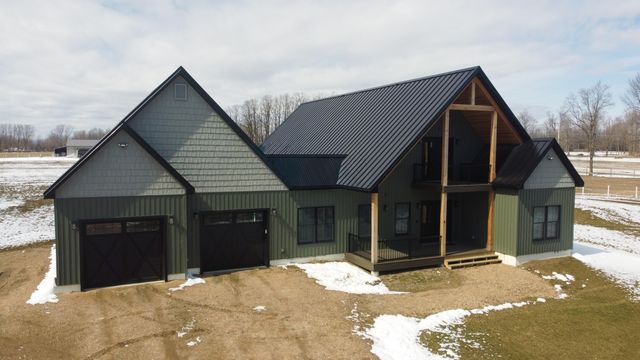 4 Lighthouse Road, Plattsburgh, NY 12901