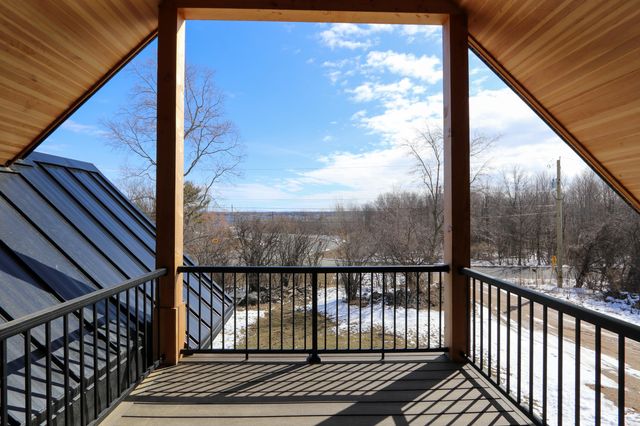 4 Lighthouse Road, Plattsburgh, NY 12901