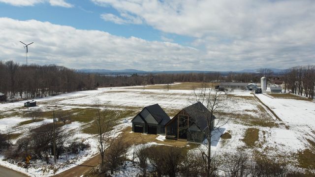 4 Lighthouse Road, Plattsburgh, NY 12901