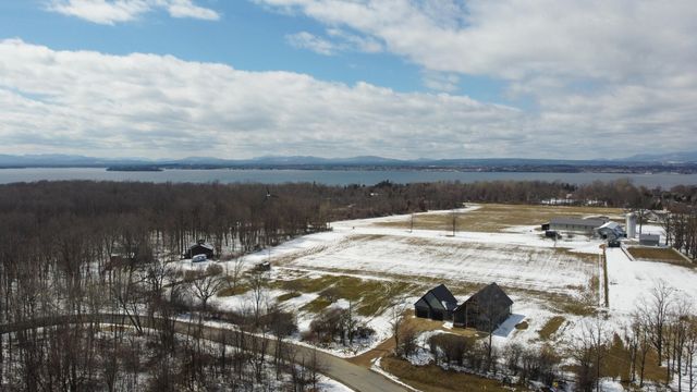 4 Lighthouse Road, Plattsburgh, NY 12901