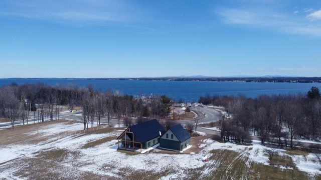 4 Lighthouse Road, Plattsburgh, NY 12901