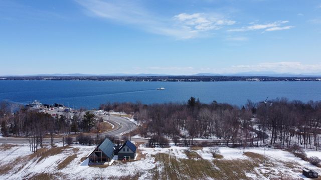 4 Lighthouse Road, Plattsburgh, NY 12901