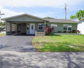 2405 NW 54th St, Tamarac, FL 33309