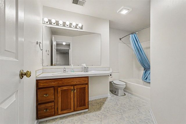 2681 Indian Creek Drive, Grand Rapids, MI 49534